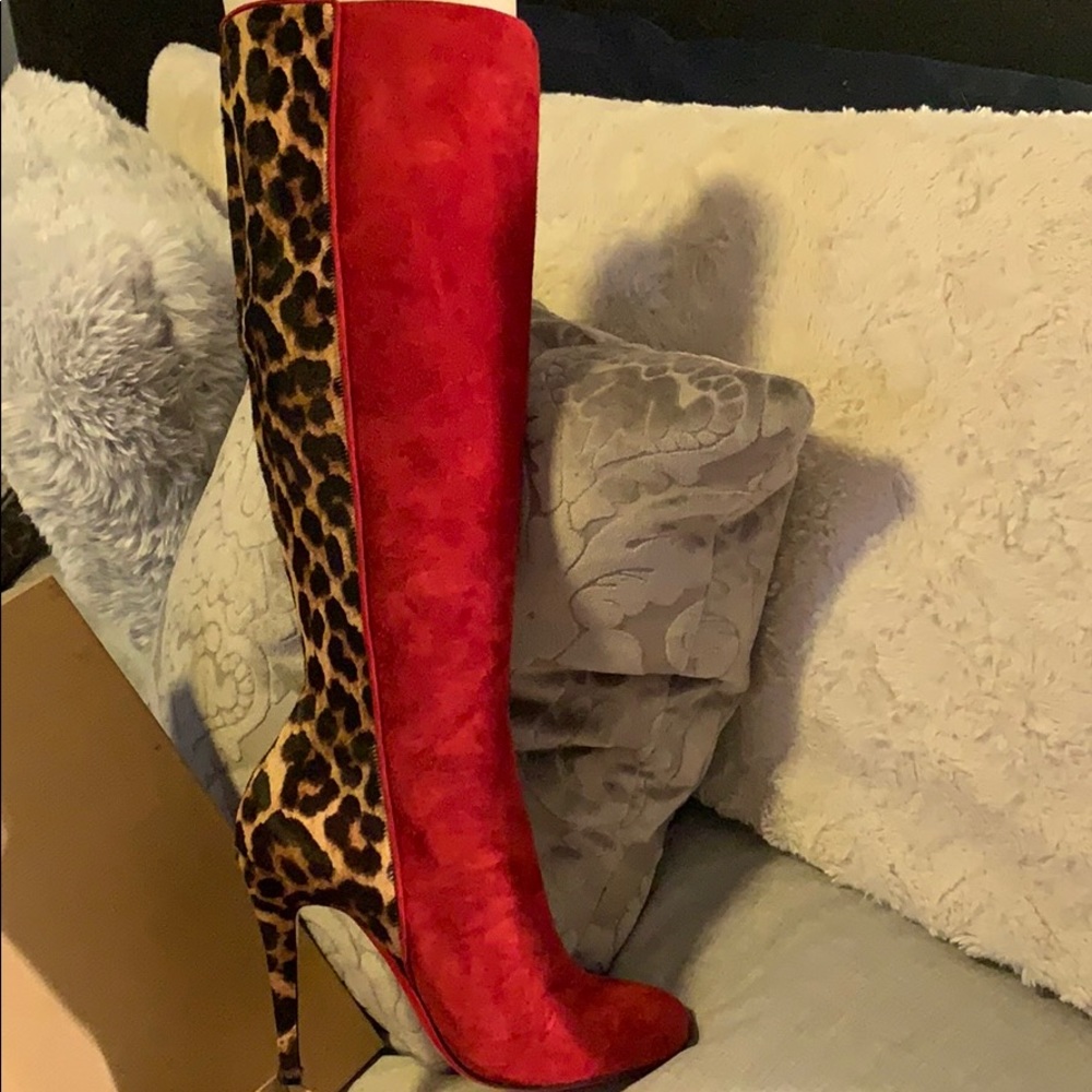 Christian Louboutin boots leopard/red suede